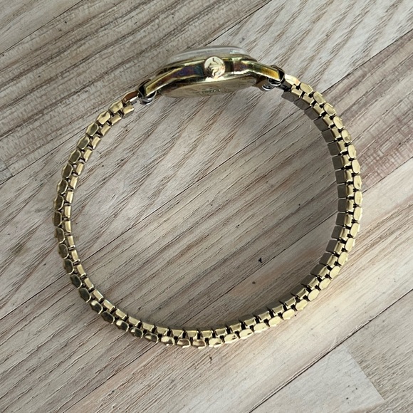 RADO Ladies Watch Super Rare Gold Plated Vintage Mechanical Stretch Bracelet - Picture 7 of 11